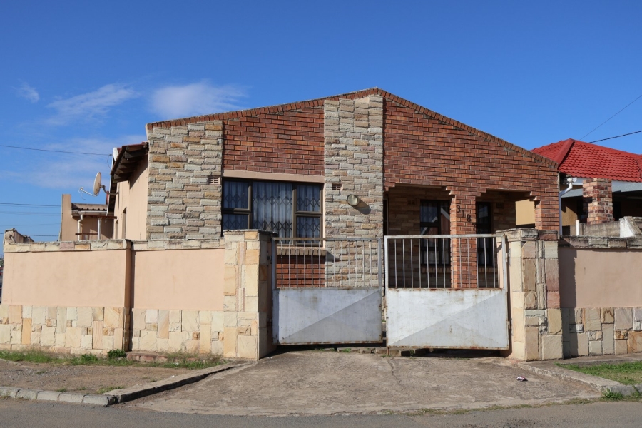 4 Bedroom Property for Sale in Zwelitsha Eastern Cape